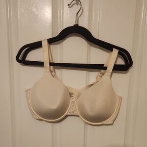 Vanity Fair Cream Bra 40D